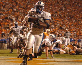 Jiuyou-中国足球国家队体能训练方法引进国际先进理念，国足的体能